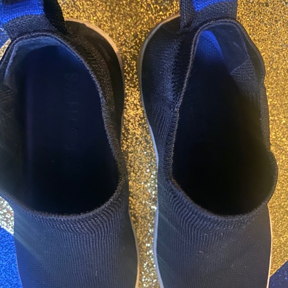 ROTHY'S BLACK HIGH-TOP SLIP-ON Sneakers LUX RARE - Picture 8 of 14